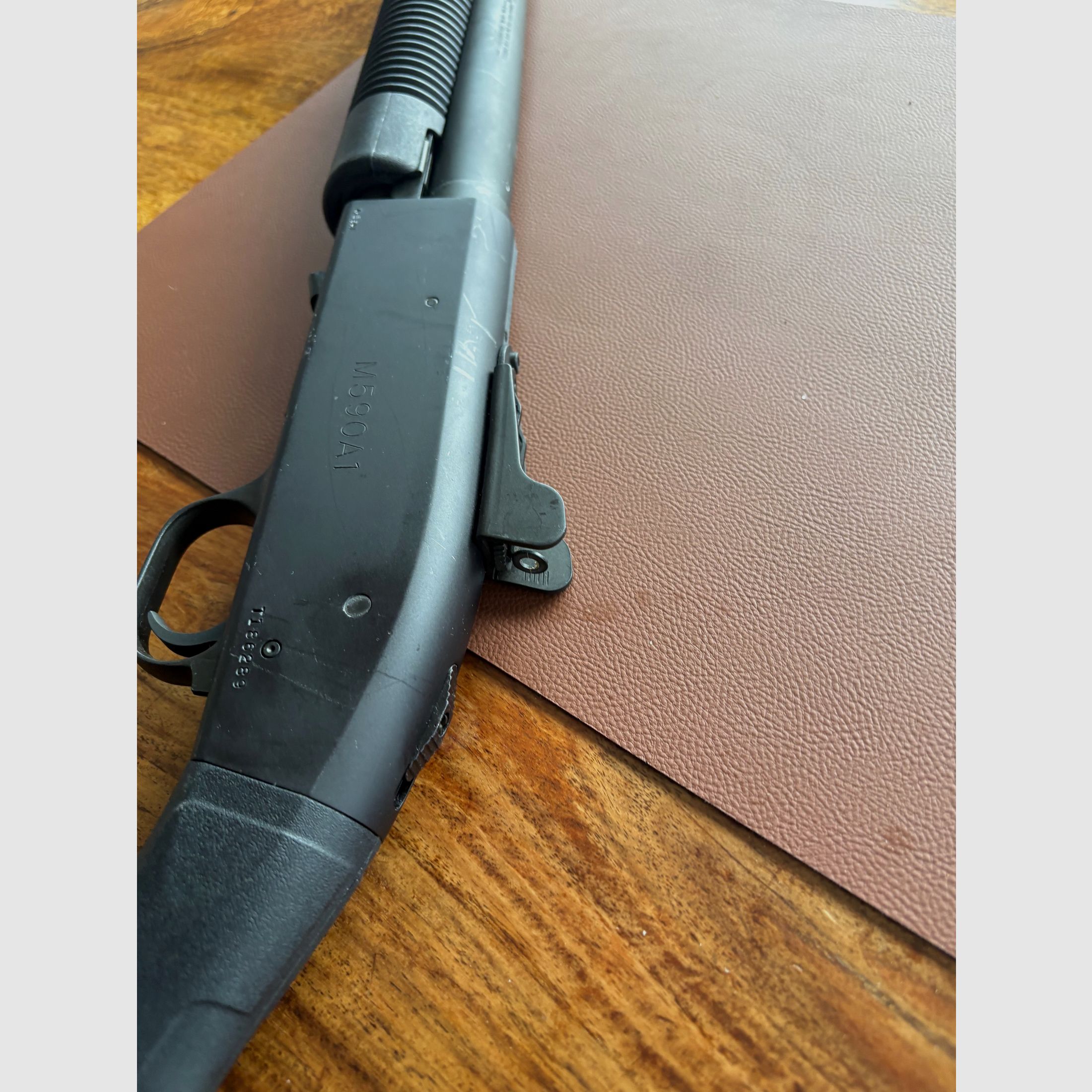 Mossberg M590A1 Repetierflinte Kaliber 12