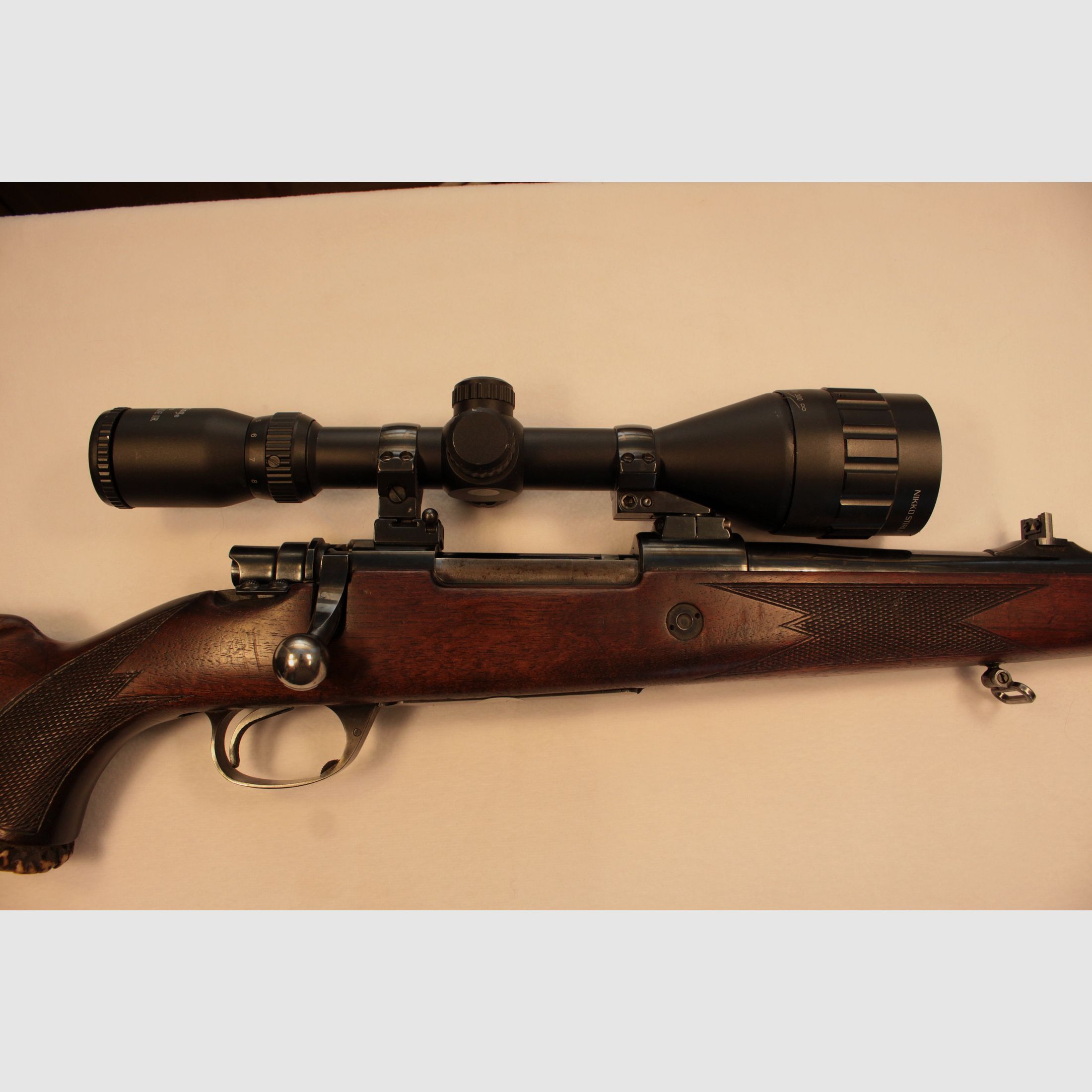 Répétiteur en 7mm Rem.Mag. avec optique Nikko Sterling.