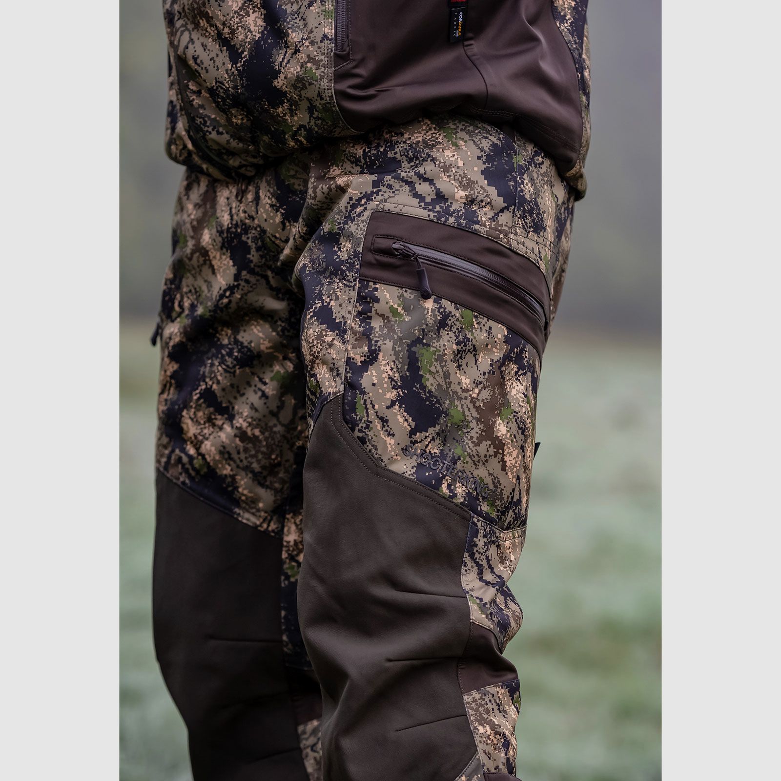 SHOOTERKING Huntflex Hose Digital Camo Forest Mist