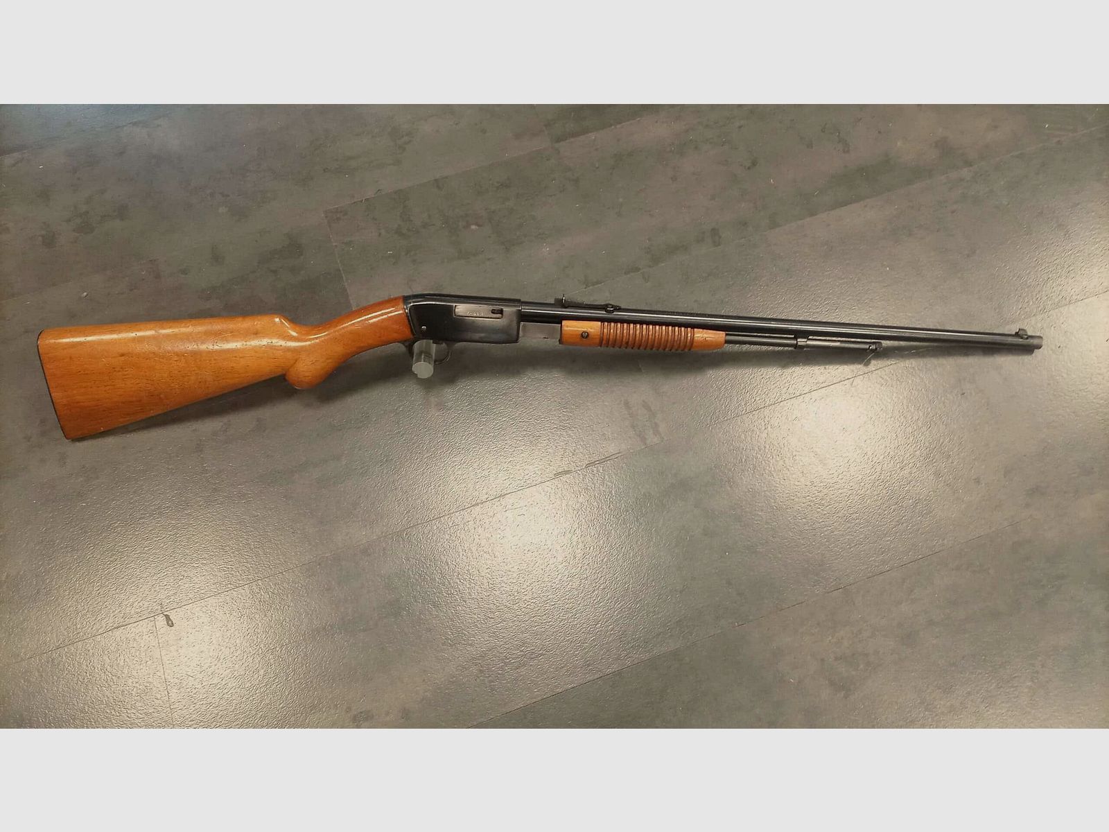 Rifle F.N. BROWNING cal. 22 L.R. mod. Trombone, image 1 of 6