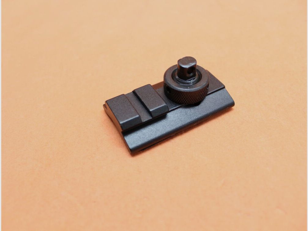 UTG - Leapers UTG Zweibeinadapter für Riemenöse (TL-BPAD1) Alu Schwarz mit Picatinnyprofil (Riemenösenadapter)