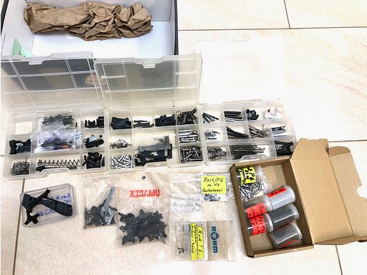 ••• #3 Ersatzteile / Reparatur-Konvolut für Schreckschusswaffen •••