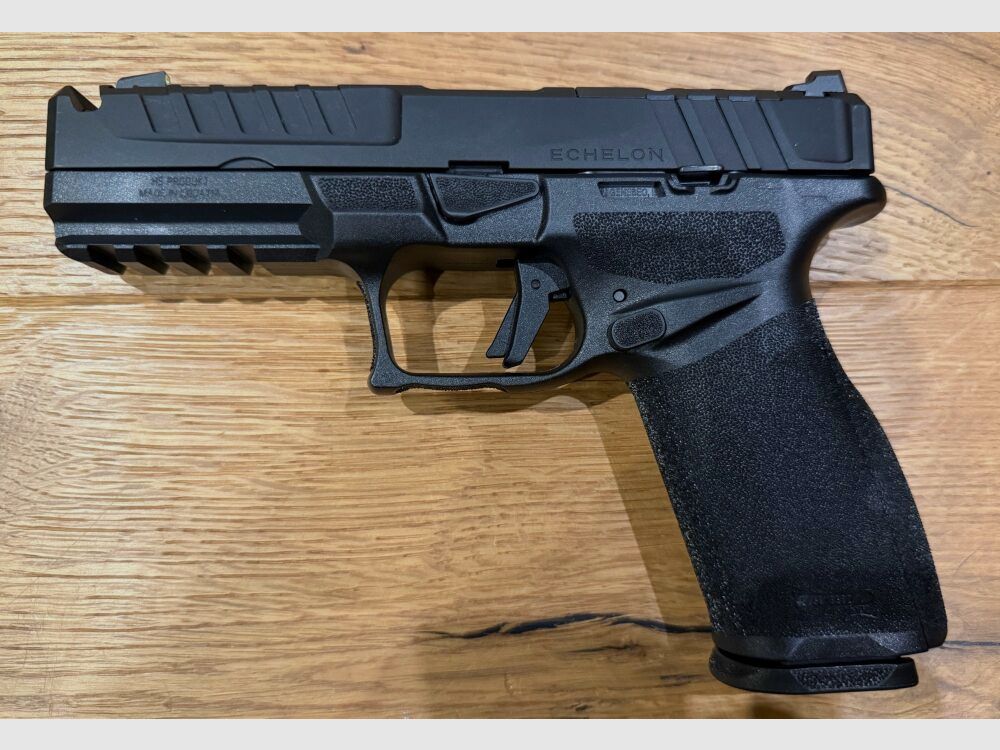 Springfield Armory HS Echelon Black 4.5" Comp Tac U-Dot