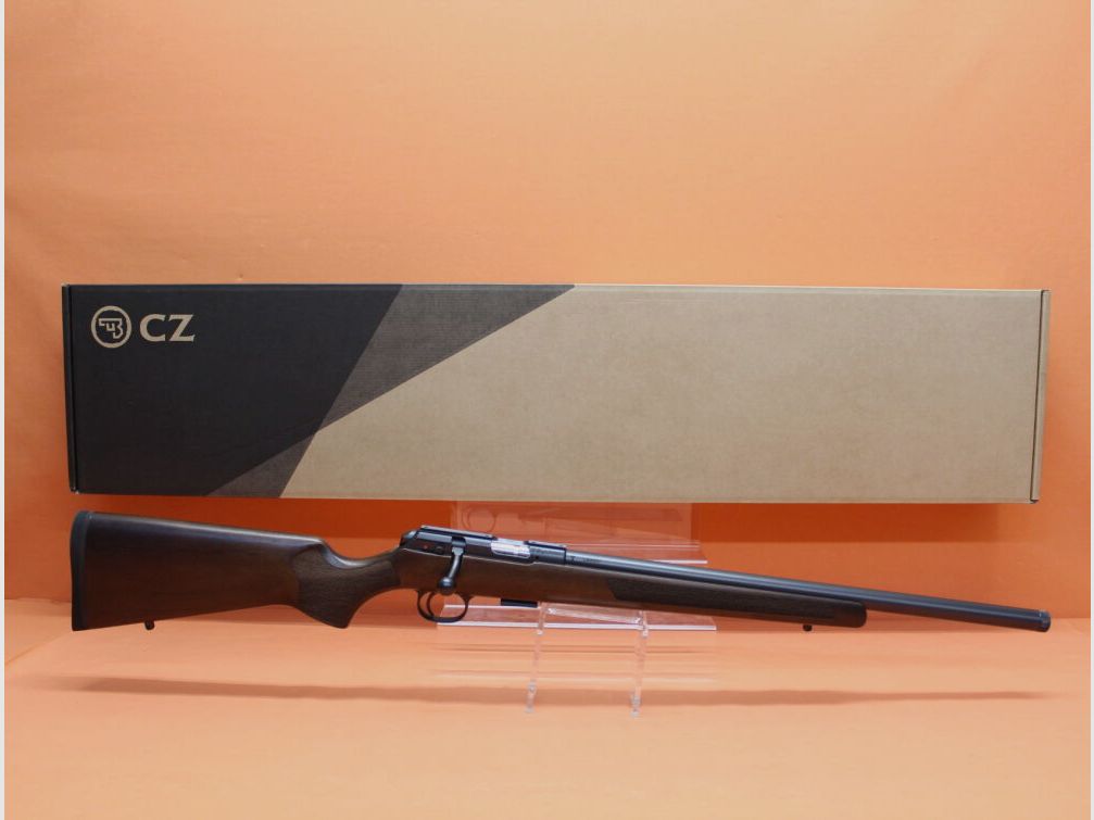 CZUB Rep. Karabin .22lr CZUB CZ457 Varmint Z Gwintem 20"/525mm Lufa/ Gwint 1/2-20/ Drewniana Kolba