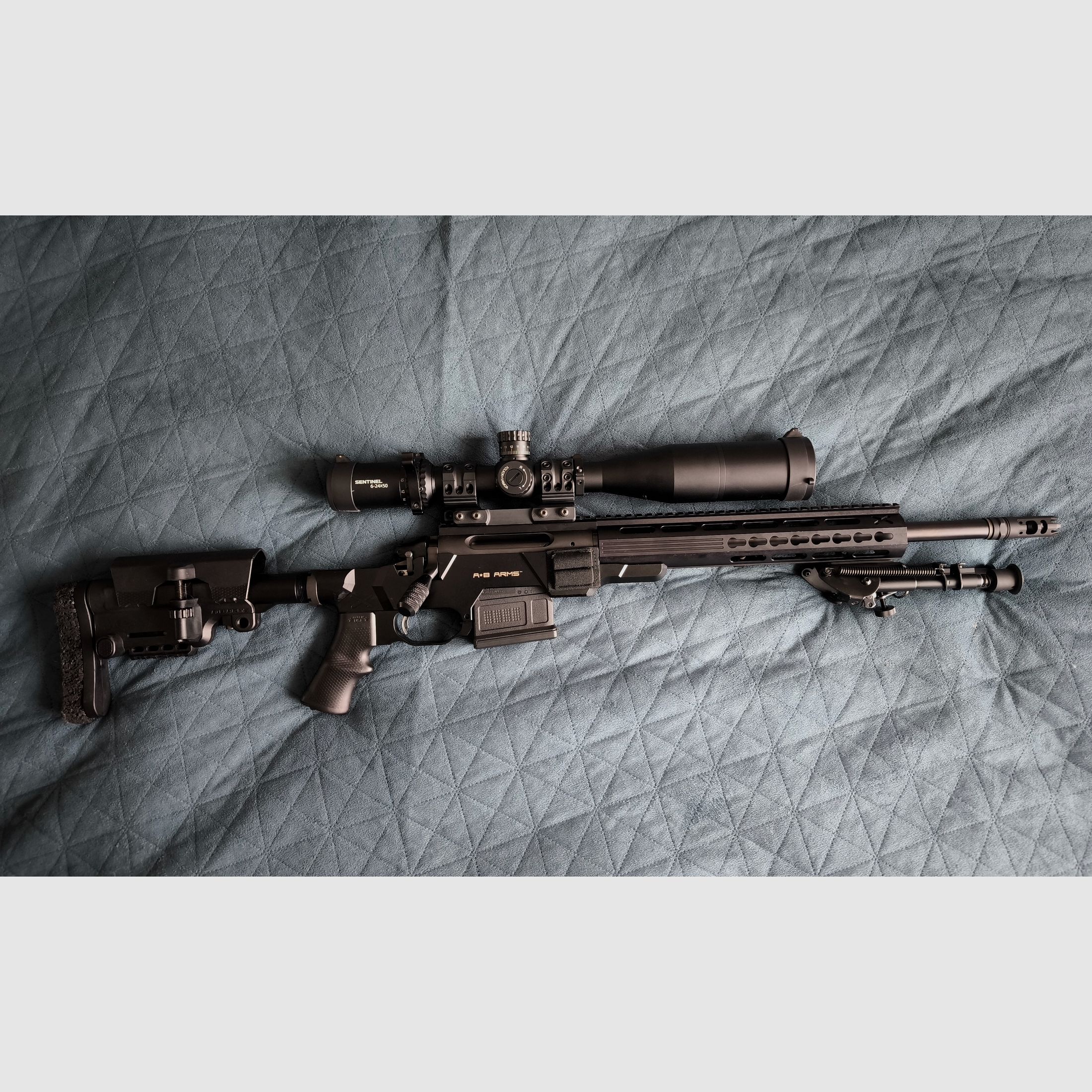 Repetierbüchse Remington 783 Heavy Barrel .308 Win 42cm 5/8x24 mit A+B Arms Aluschaft, Mündungsbremse, Zubehör, ohne Zielfernrohr und Montage!