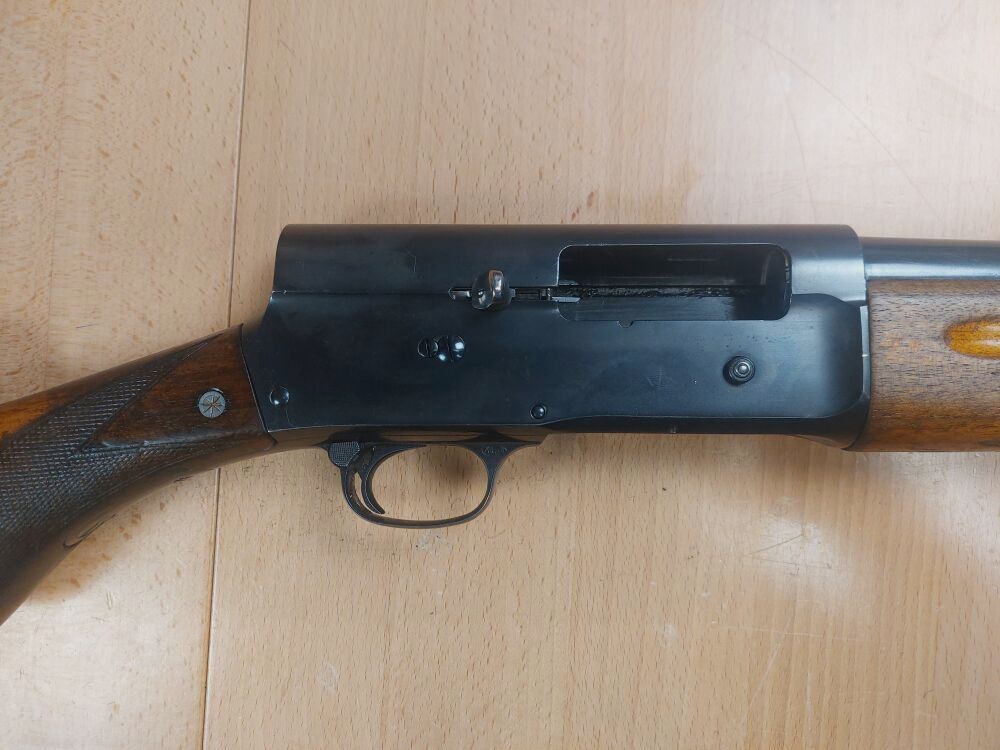 FN Browning , Herstal Auto 5