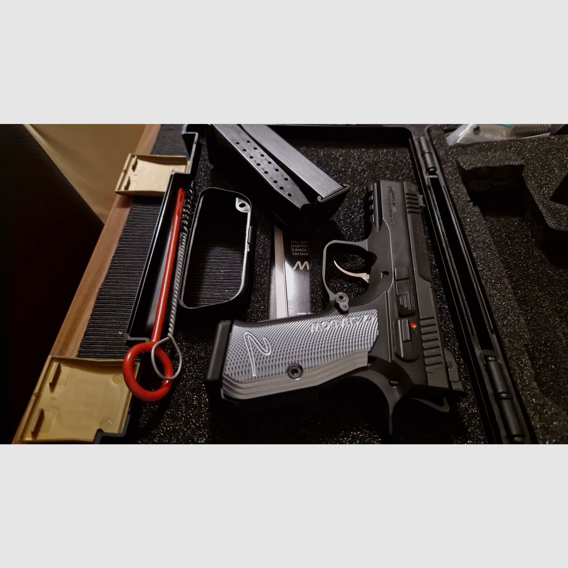 CZ Shadow 2 Compact + 300 Schuss 9 mm Luger