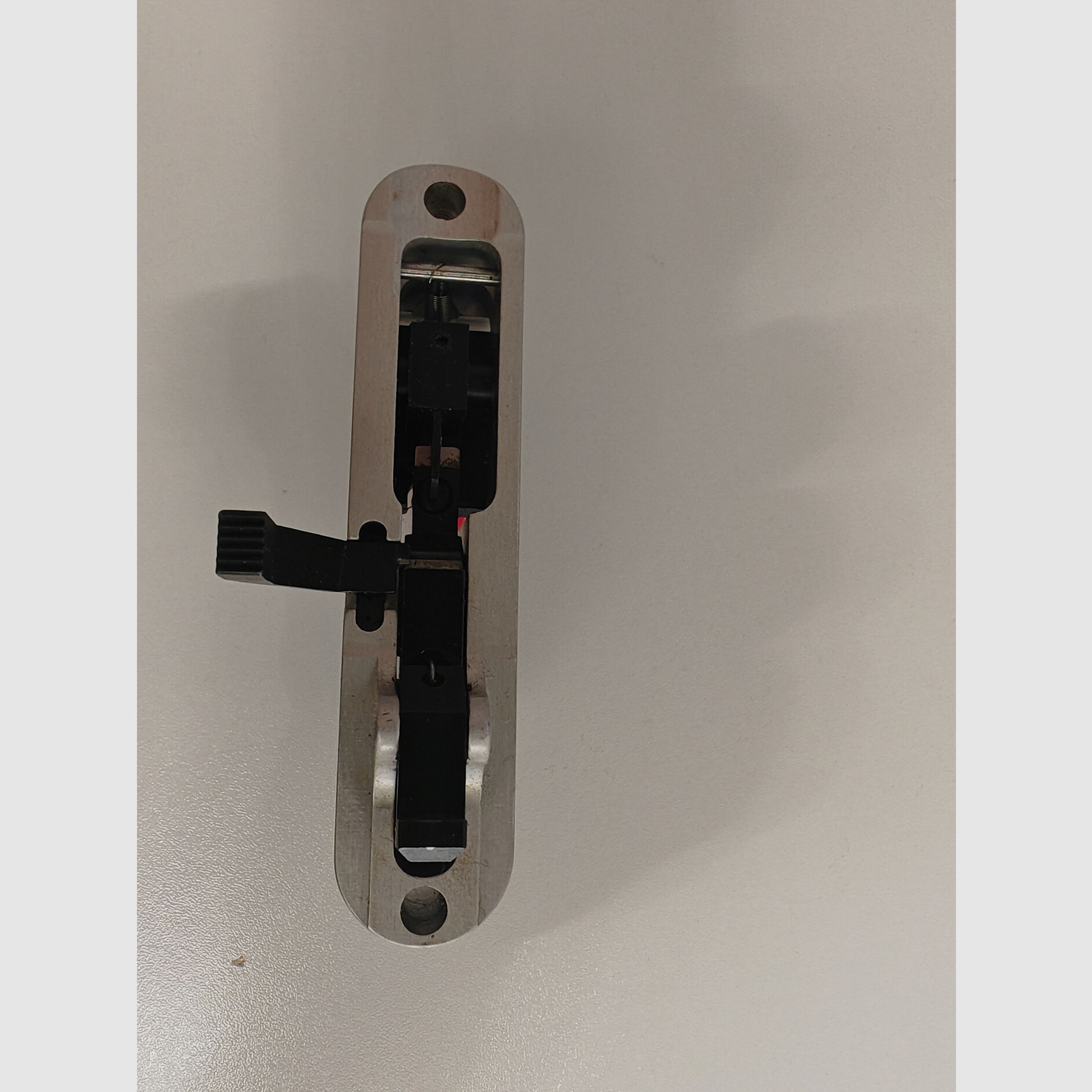 Feinwerkbau Abzug 2600 2700 links