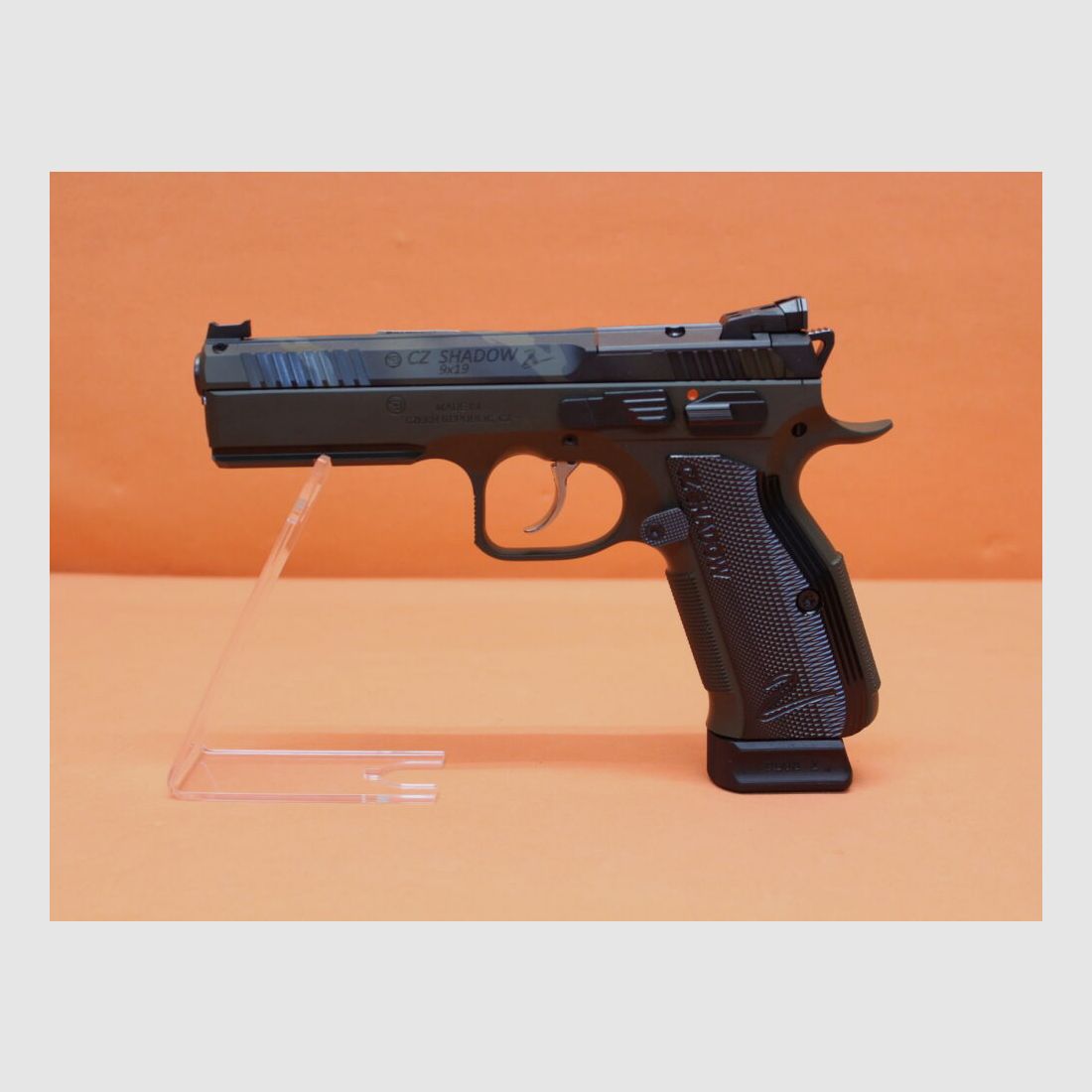 CZUB Ha.Pistolet 9mmLuger CZUB CZ SHADOW2 OR Prêt pour optiques pour viseur point rouge / Modèle spécial Oliv Camo (CZ75)