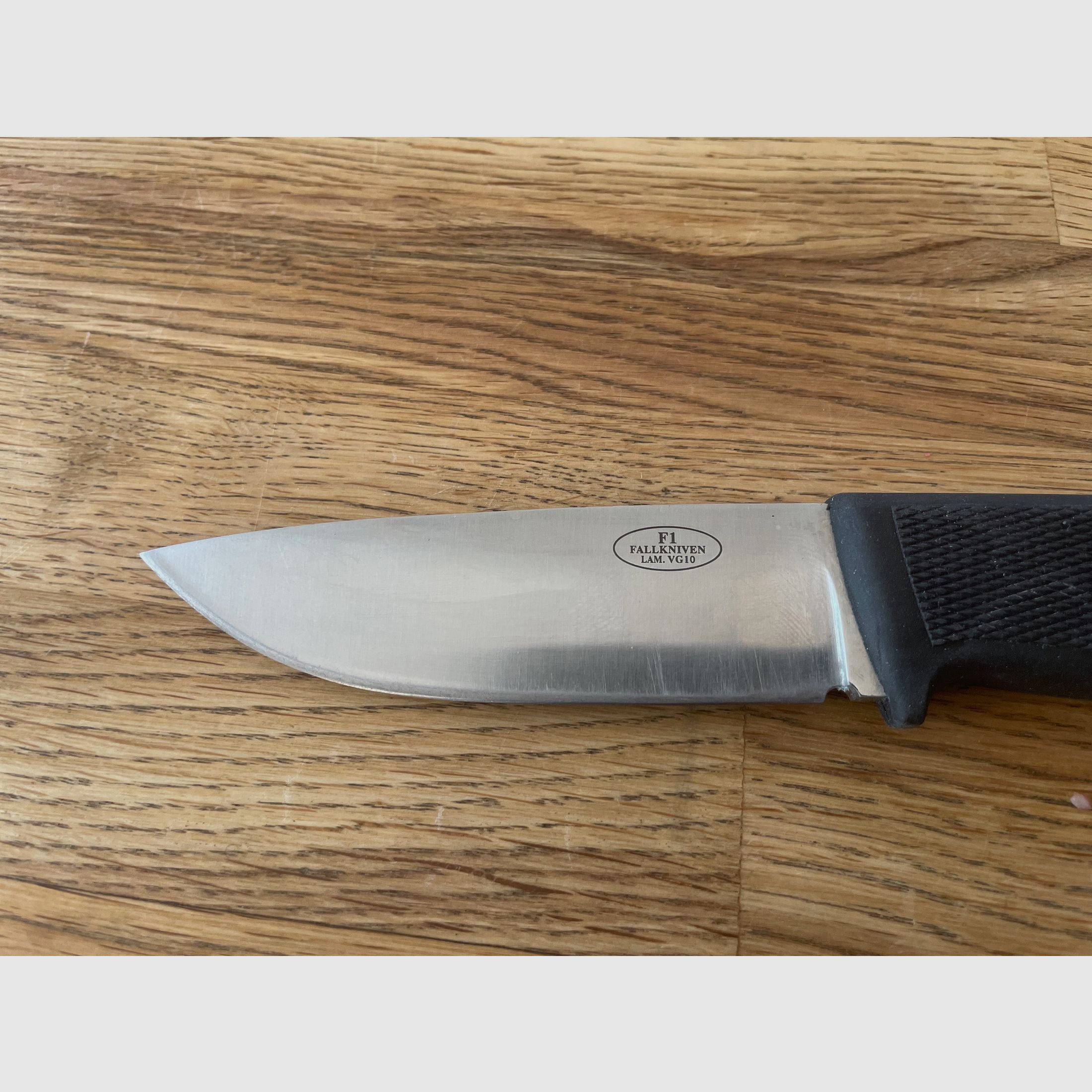 Fällkniven F 1 knife