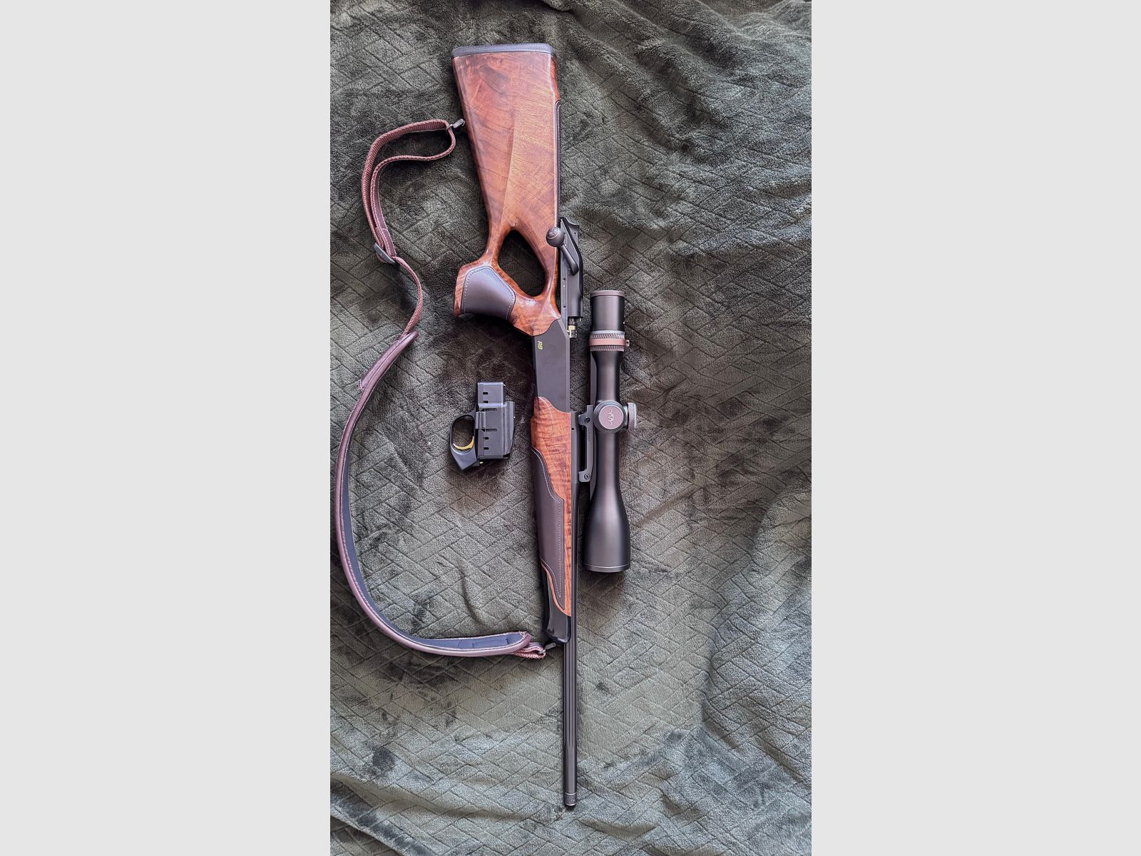 Blaser r8 professionell success Holz Leder Variante mit blaser Zielfernrohr Kaliber 30-06 mit viel extras