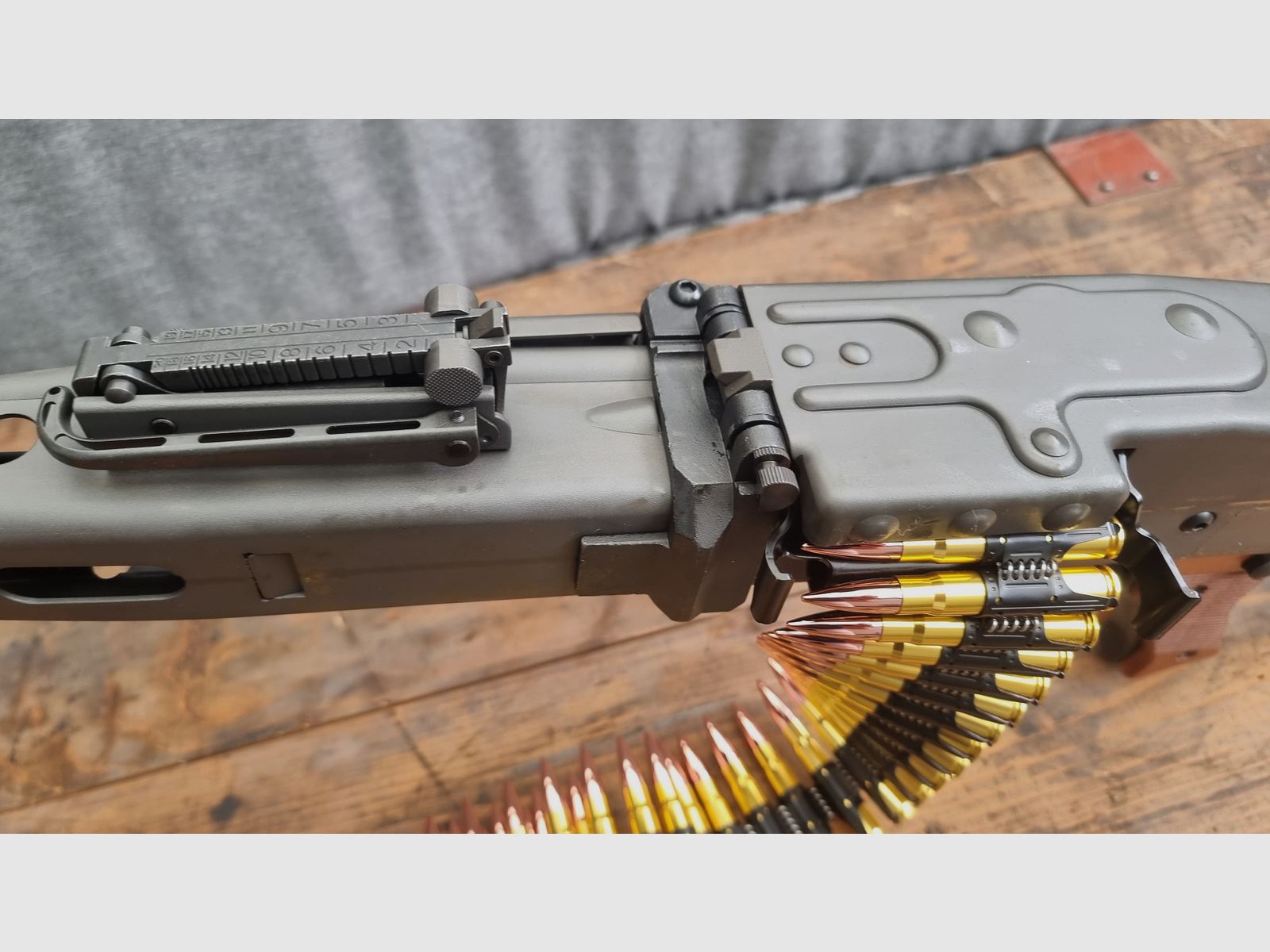 MG 42 Airsoft G&G Vollmetall Schussrate 1200 mit original Kiste und Zubehör 42/53 rar