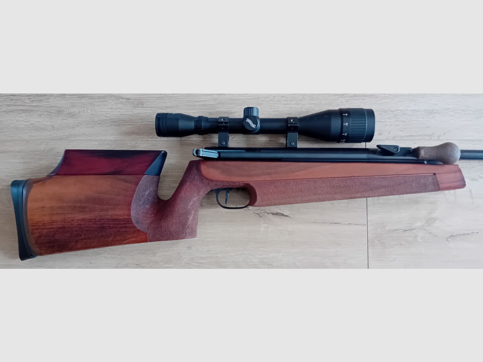 Luftgewehr Walther Modell LGR Rechtsschaft verstellbar mit Zielfernrohr 