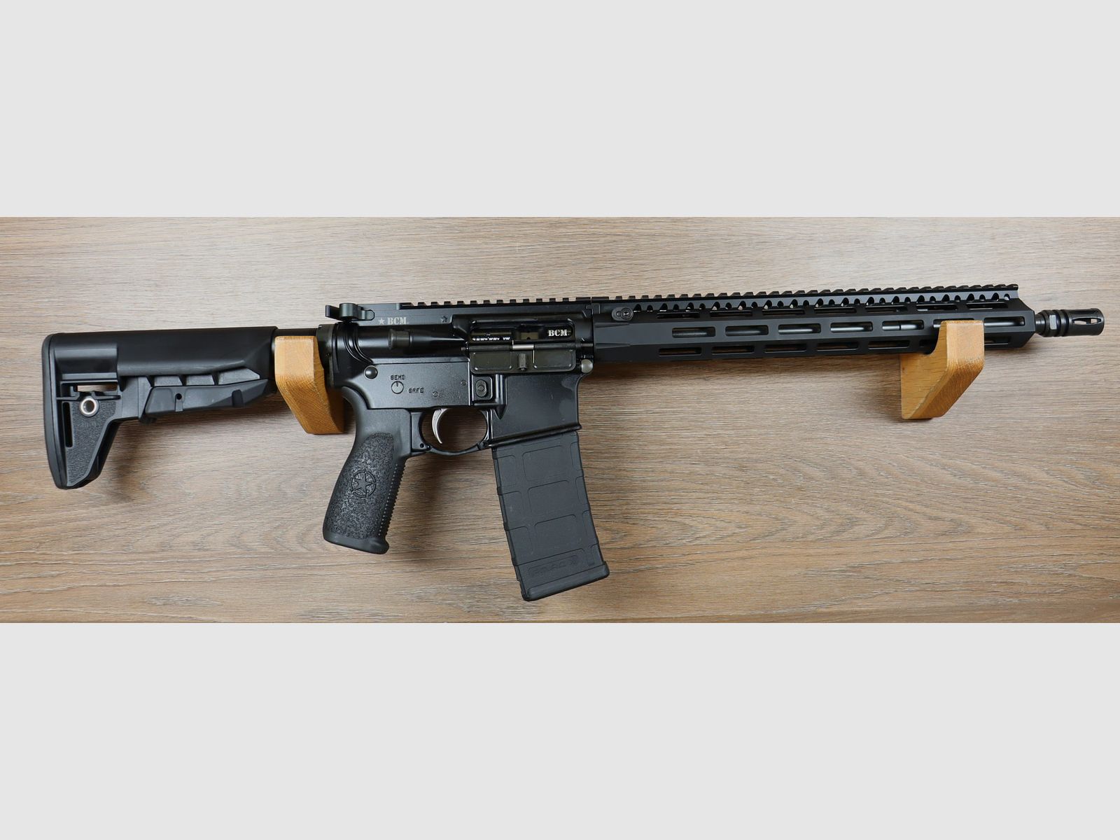 AR-15 BCM4, image 1 of 2