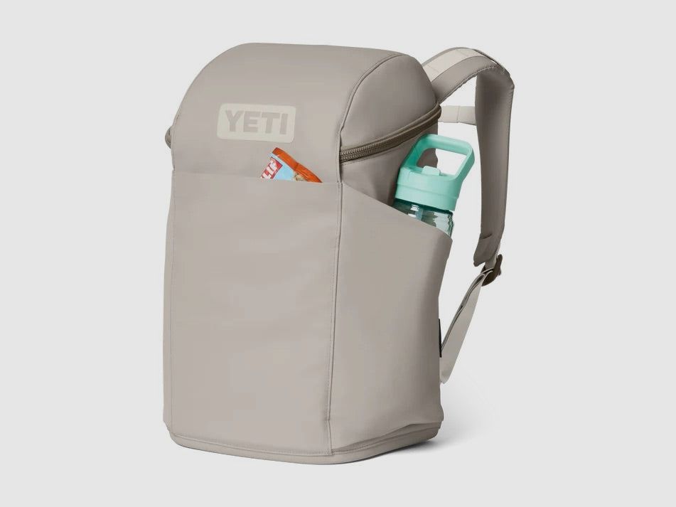 YETI® Daytrip™ 20L Mochila - Cape Taupe, imagen 3 de 9