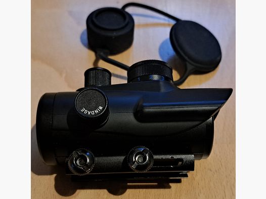 Aomekie Softair Red Dot Visier für 11mm/22mm Schiene Leuchtpunktvisier Rotpunktvisier mit Schutz und Tactical 3 Reticles für Jagd Softair und Armbrust Schussfest