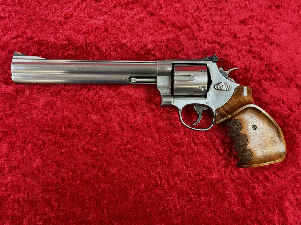 Smith & Wesson 629-5 Classic