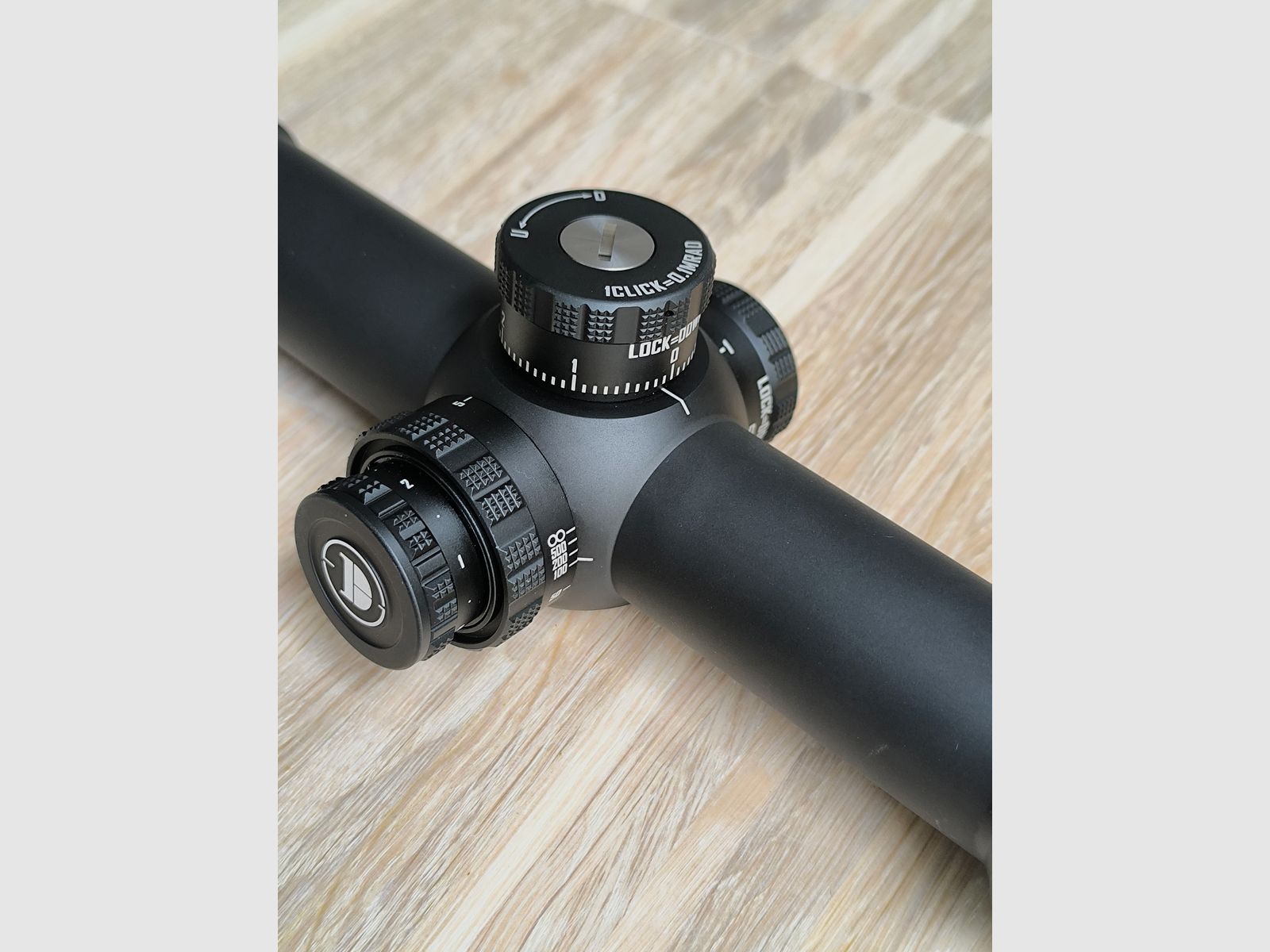 DISCOVERY OPTICS ED-AR 1-8X24SFIR FFP-MRAD LPVO kein Vortex Kahles Athlon Bushnell Delta