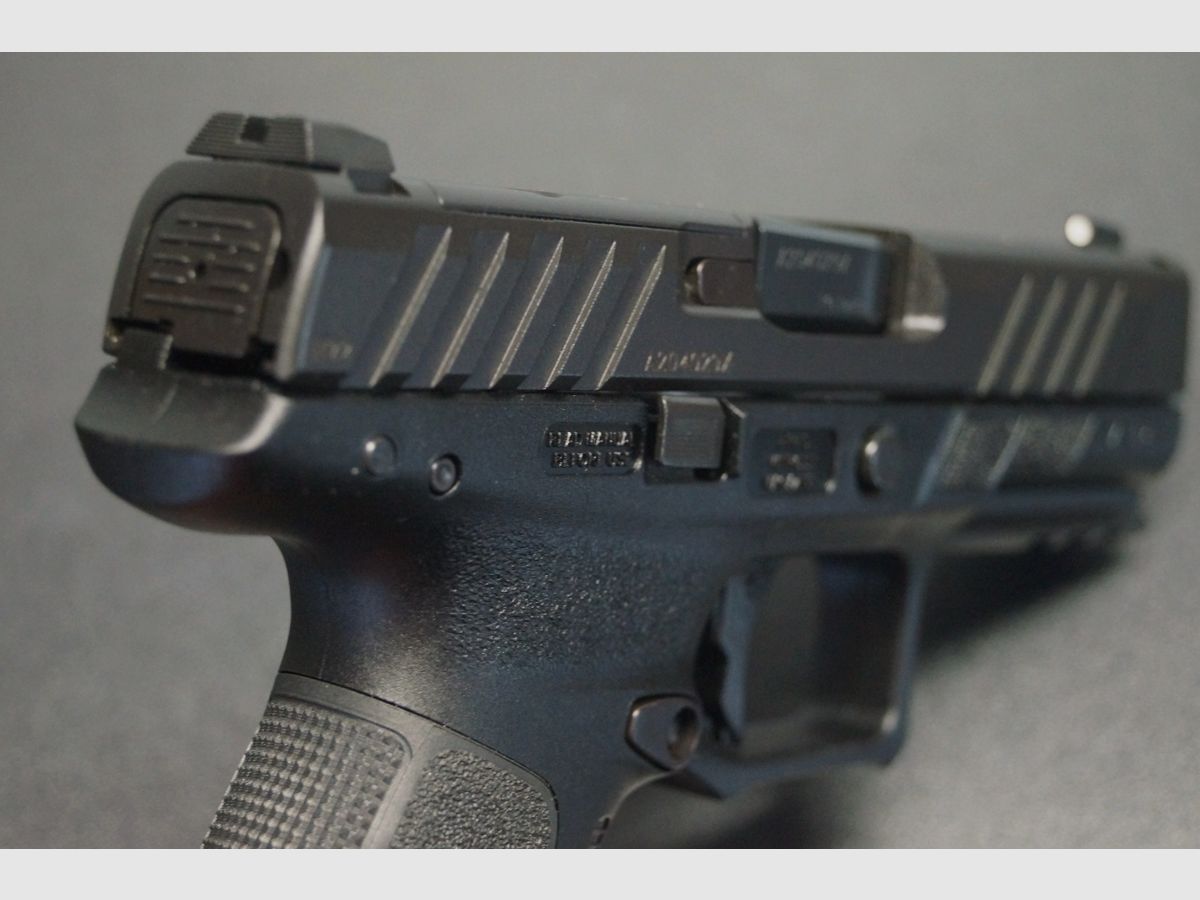 Beretta APX A1, zdjęcie 4 z 6
