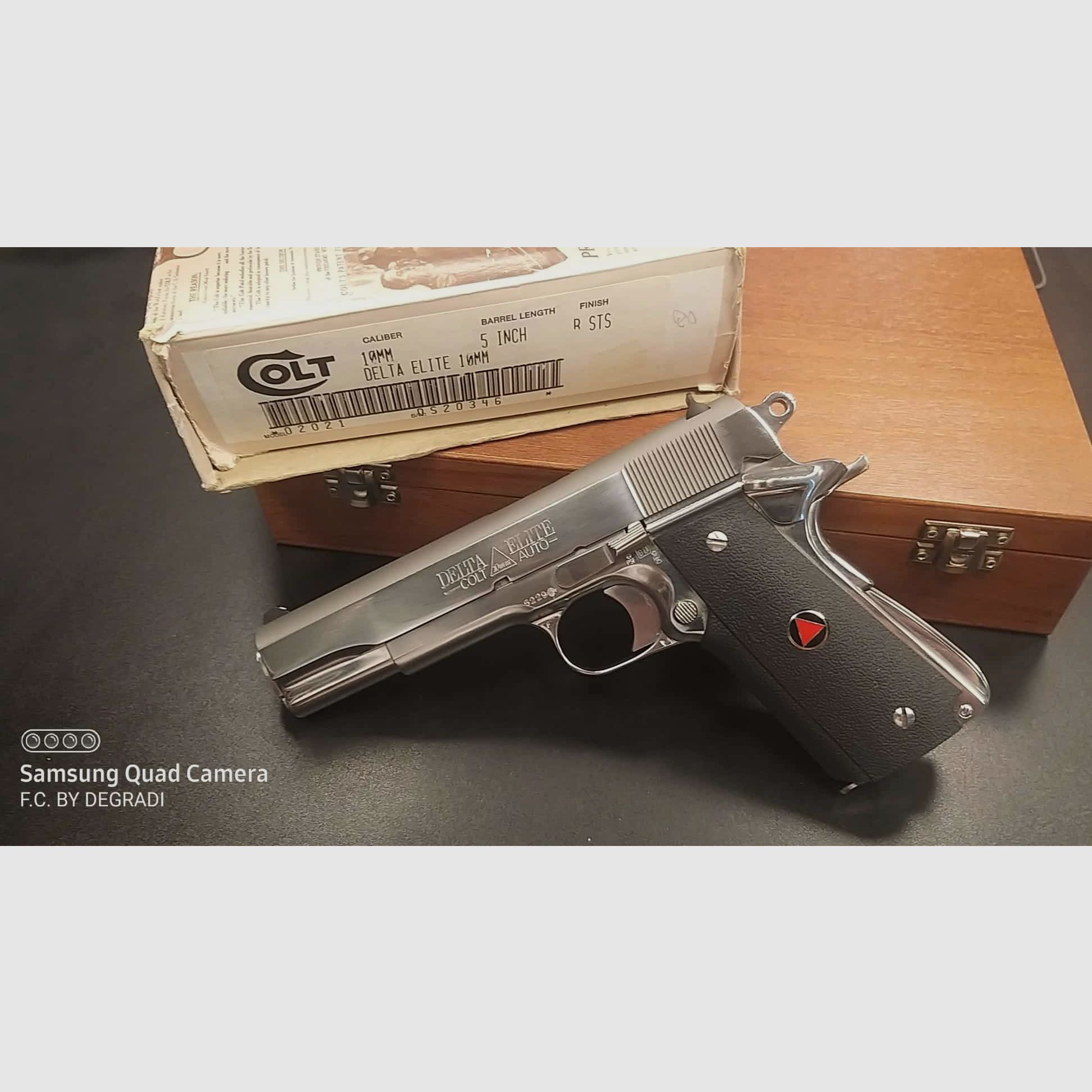 COLT GOVERNMENT MODEL DELTA ELITE 10 MM AUTO, Bild 3 von 7