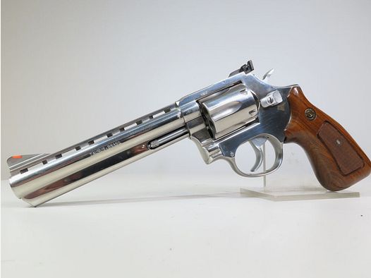 Taurus 689 in 6Zoll
