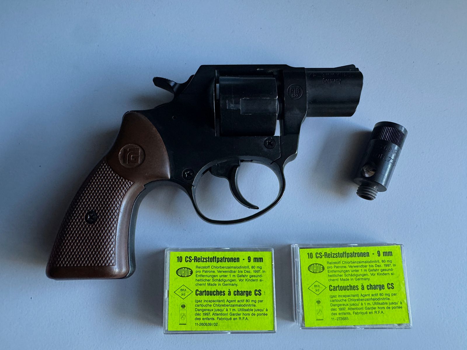 Original Röhm RG59 blank firing revolver RG 59 Le Petit PTB 527, image 2 of 4