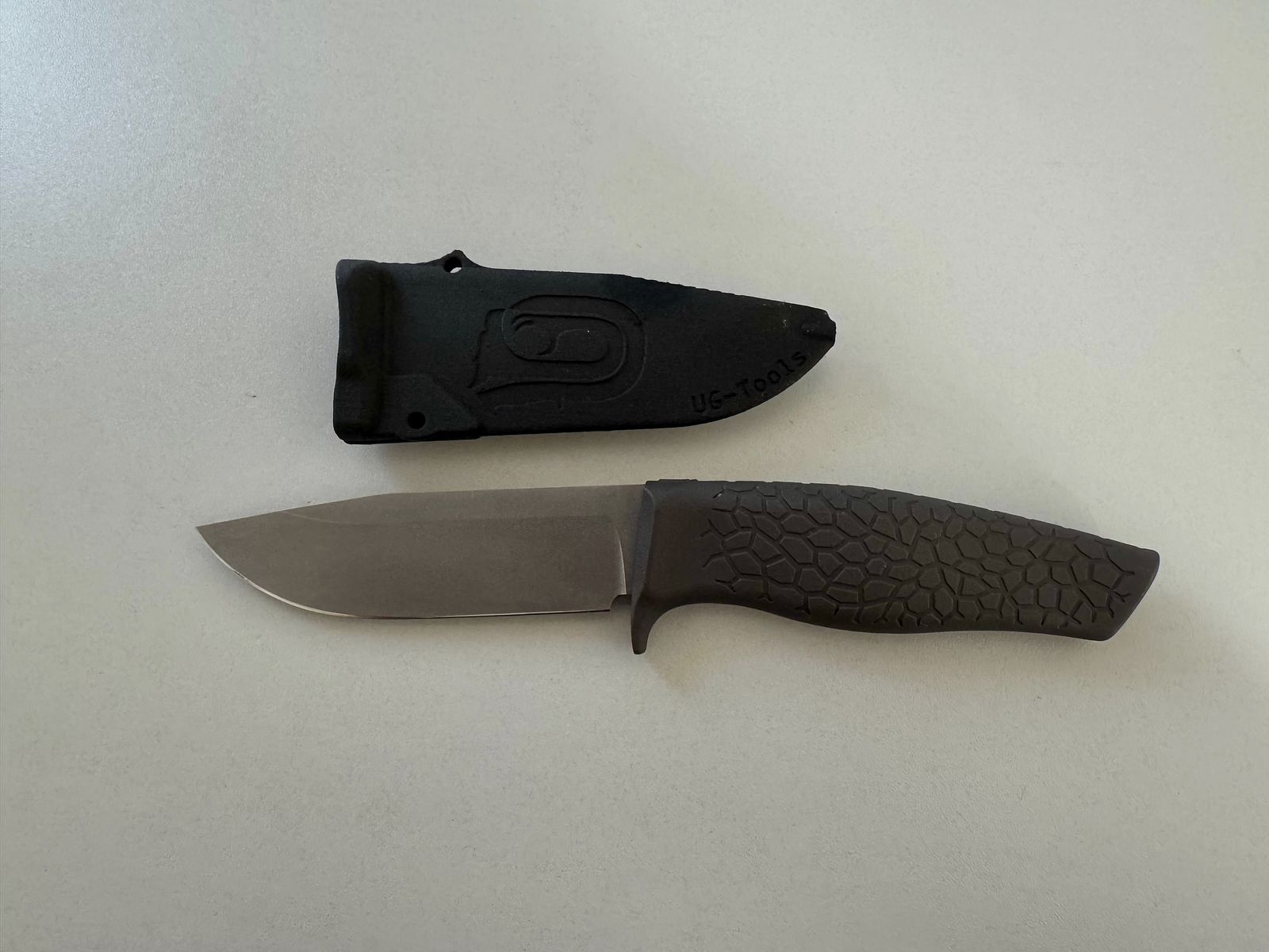 UG Tool TiNy "Floe" mit Droppoint Klinge in MagnaCut