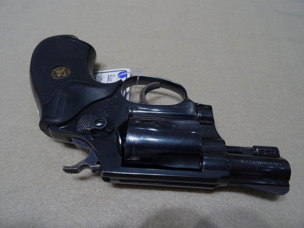 Smith & Wesson 36