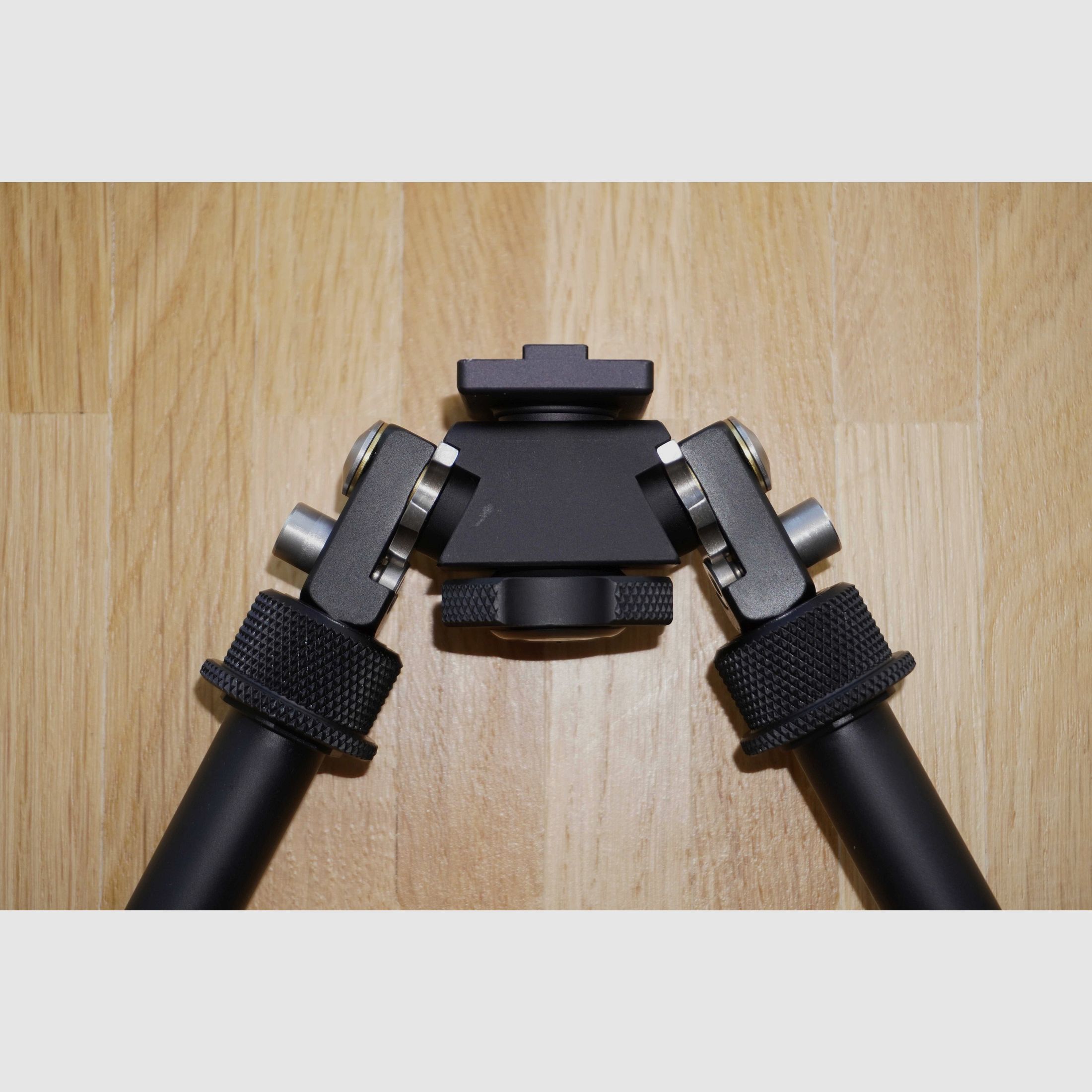 Neuwertiges Atlas BT10-NC Zweibein Version ohne Picatinny Montage