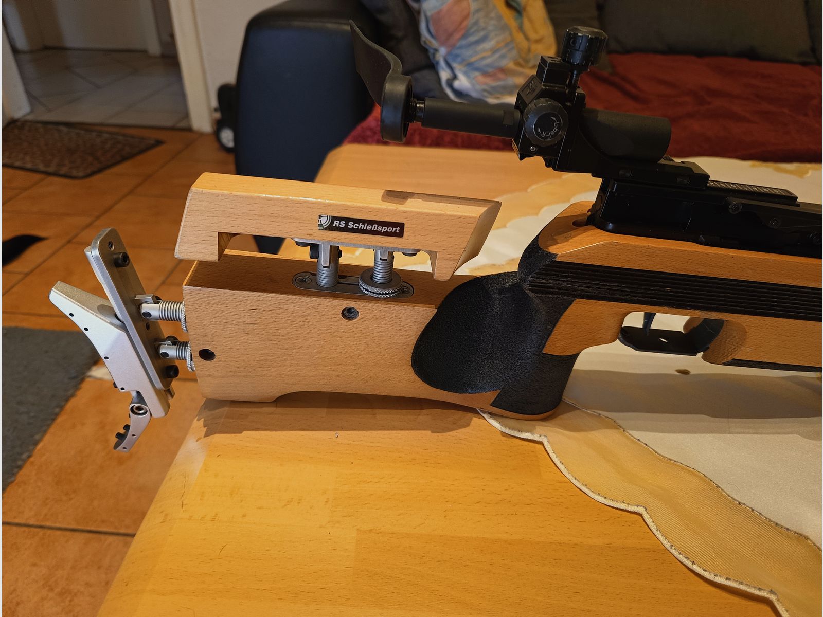 Anschütz 2002 mit Tasche 