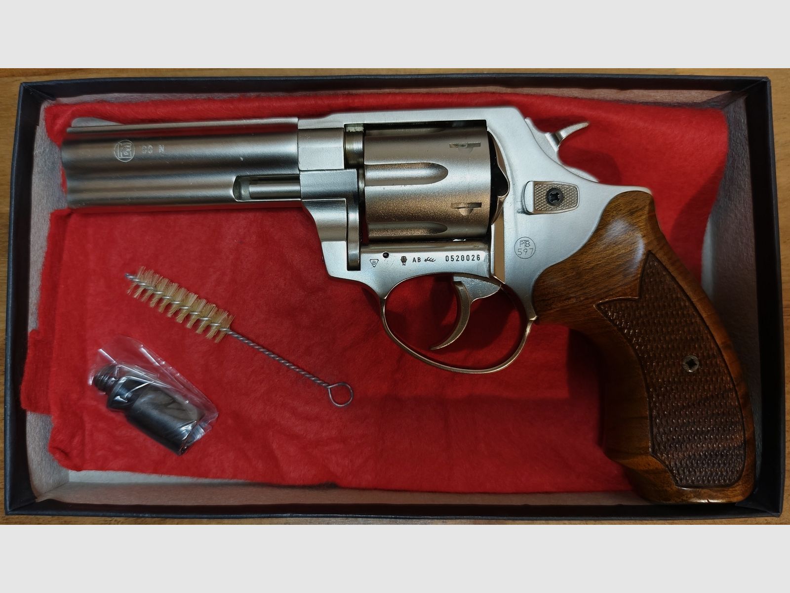 Röhm RG 99 N Nickel PTB 597 Very good condition original packaging! Cream piece!