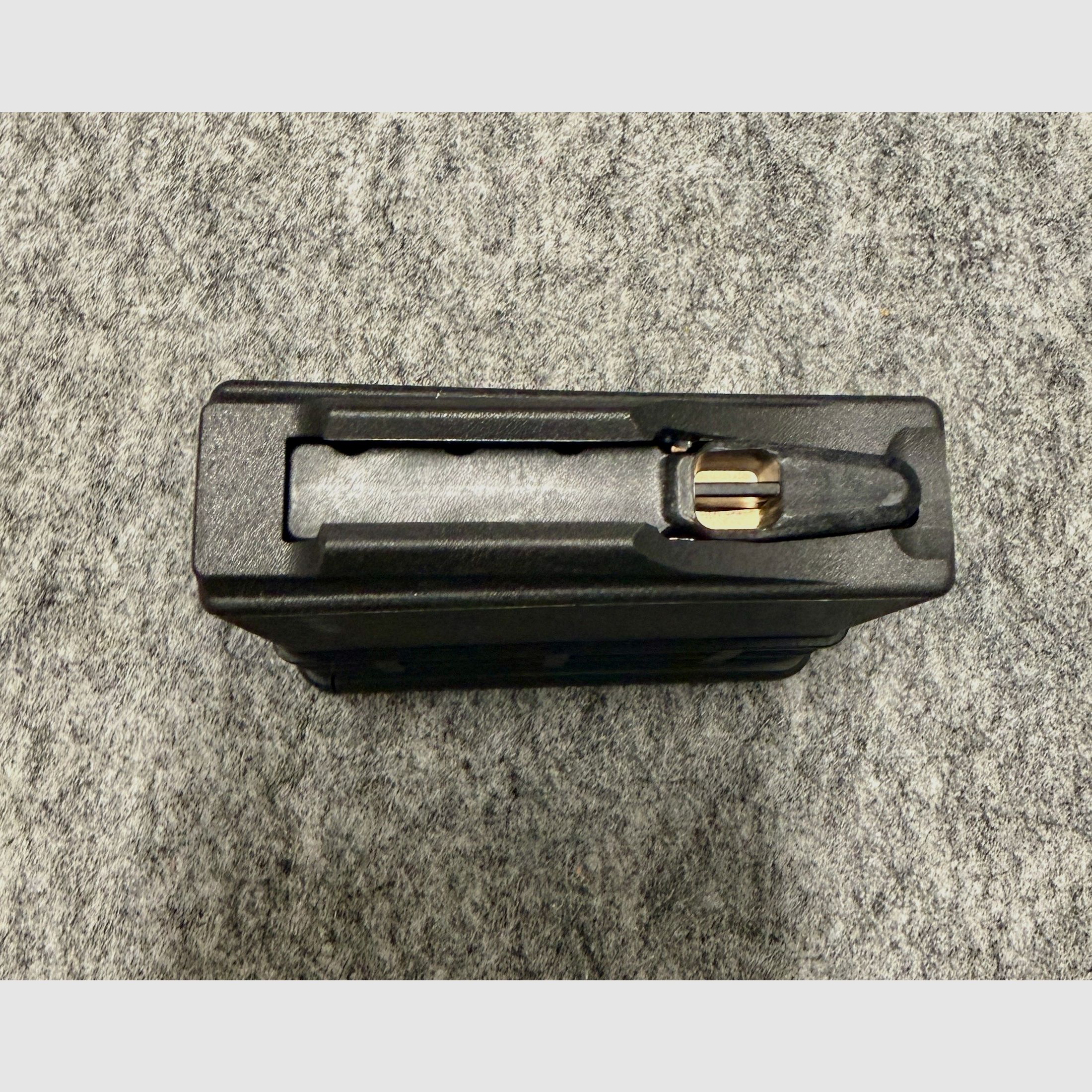 MDT Magazine AICS en plastique comme neuf 10 coups