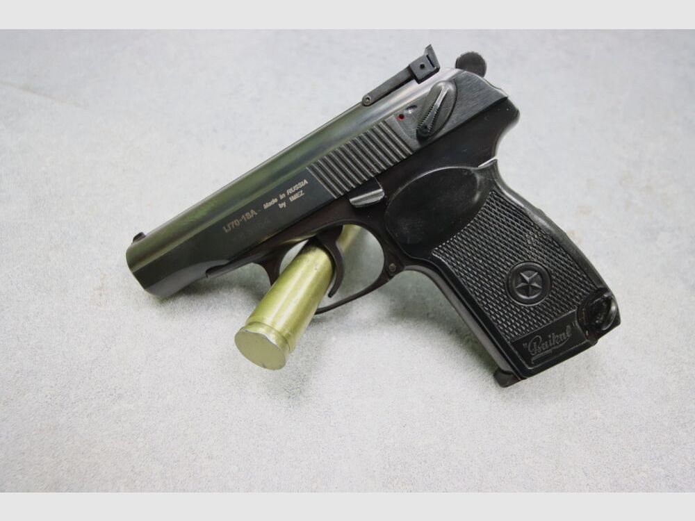 Izhmash / IMEZ (Russie Baikal IJ-70-18A "Makarov"