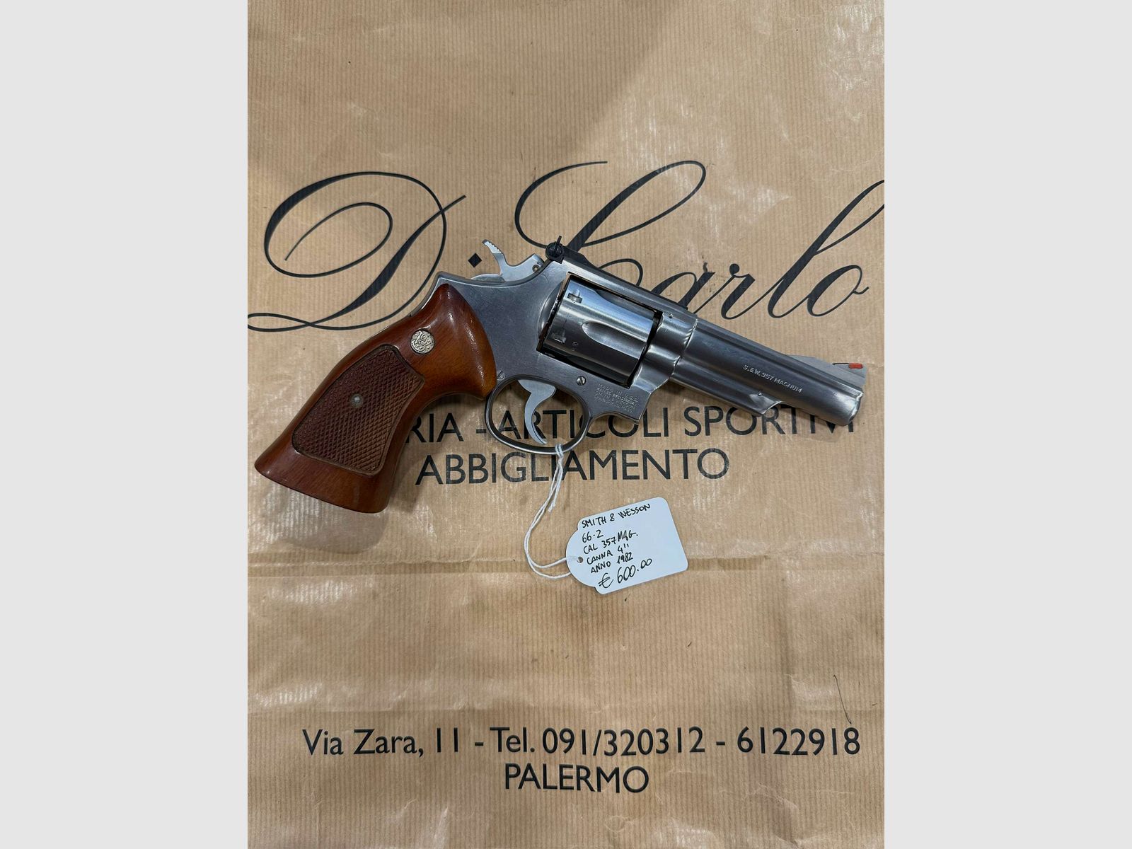 Smith & Wesson 66-2, image 1 sur 2