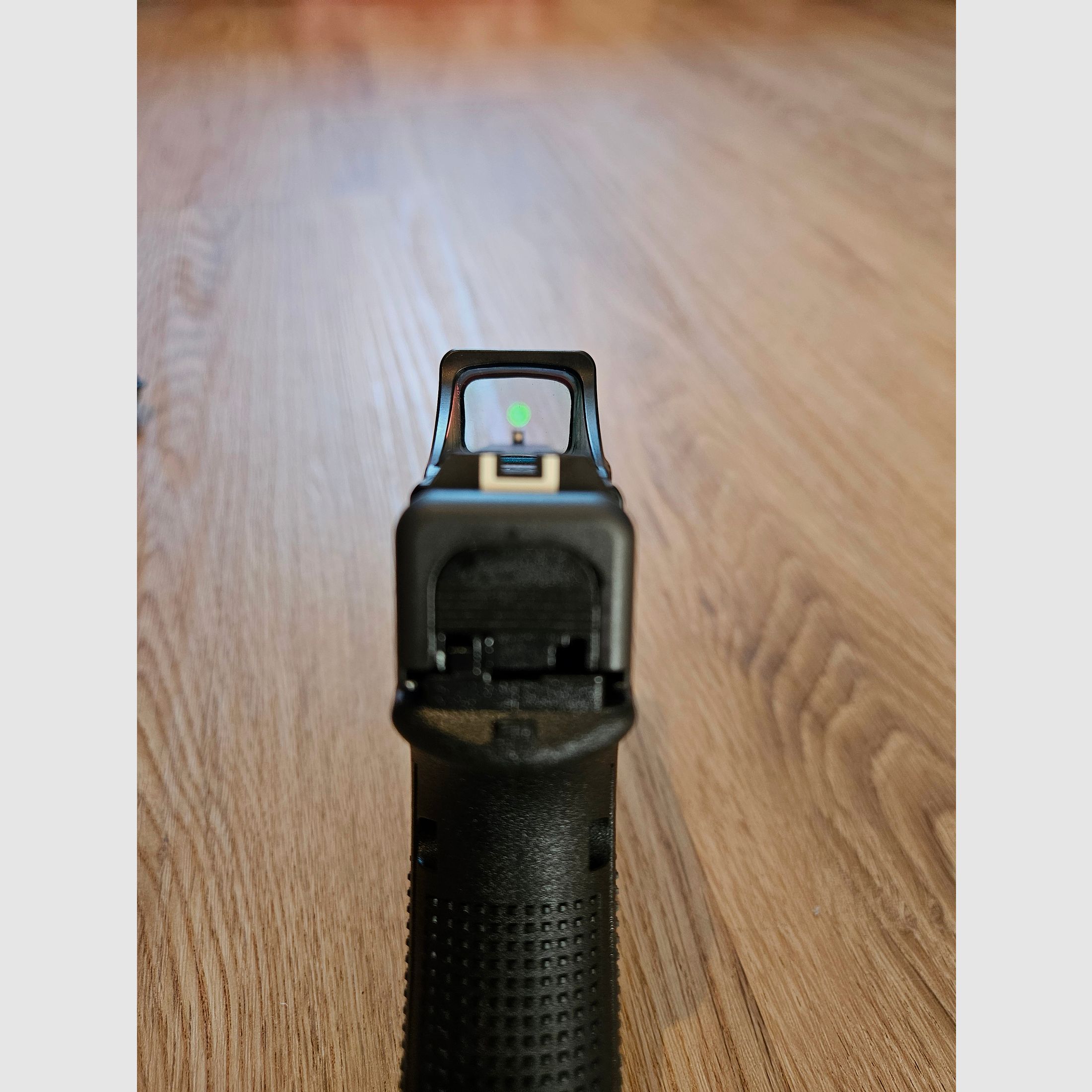 Glock 19 Gen 4 M.O.S mit Reflexvisier