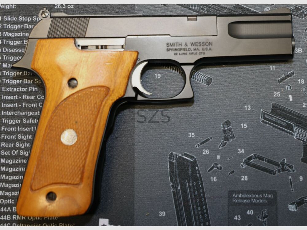 Smith & Wesson 422