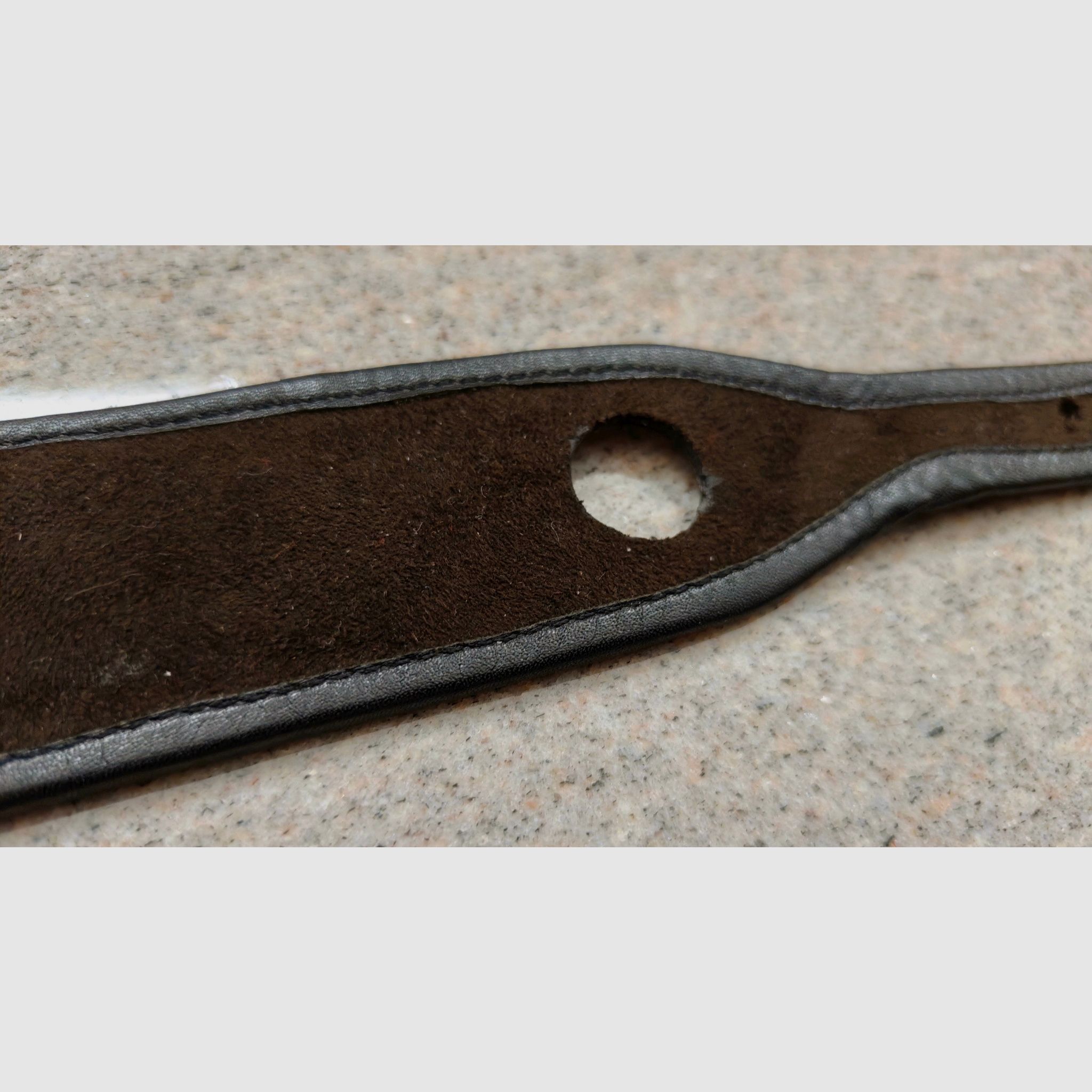 Ostrich leather rifle sling