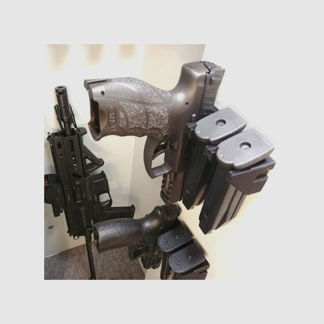PISTOL HOLDER CZERWONY, zdjęcie 3 z 7