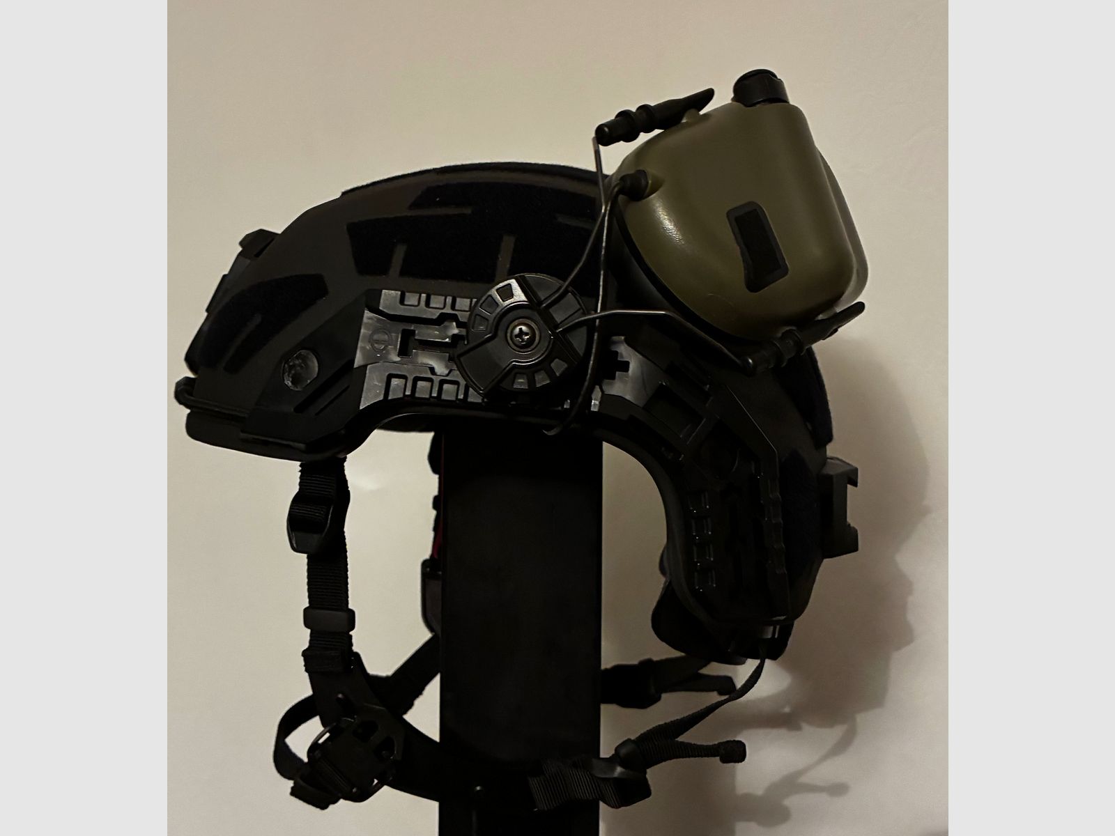 SCHUBERTH M100 combat helmet size Size 1 / 52-58 / S-M with Earmor active hearing protection