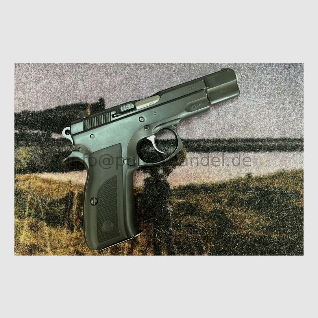 CZ 75 neuwertige Ganzstahlpistole mit Original Gummigriffschalgen 9mmLuger