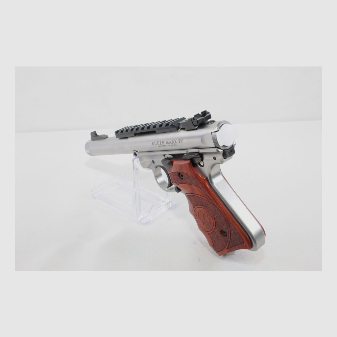 Ruger Mark IV Target - .22 lfb