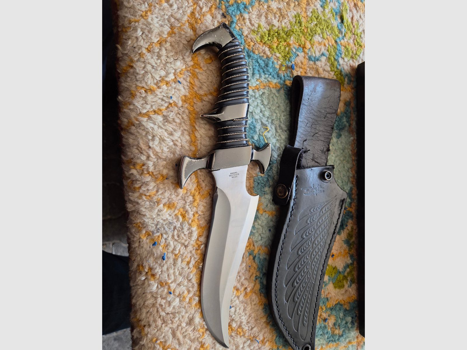 Hibben Knives Raven Custom Design Series Fantasy Fighter