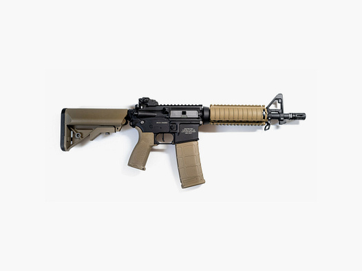 AR15 CQB-R BRAVO Delta Armory Tan/Nero S-AEG Fucile Airsoft Libero da 18 Anni