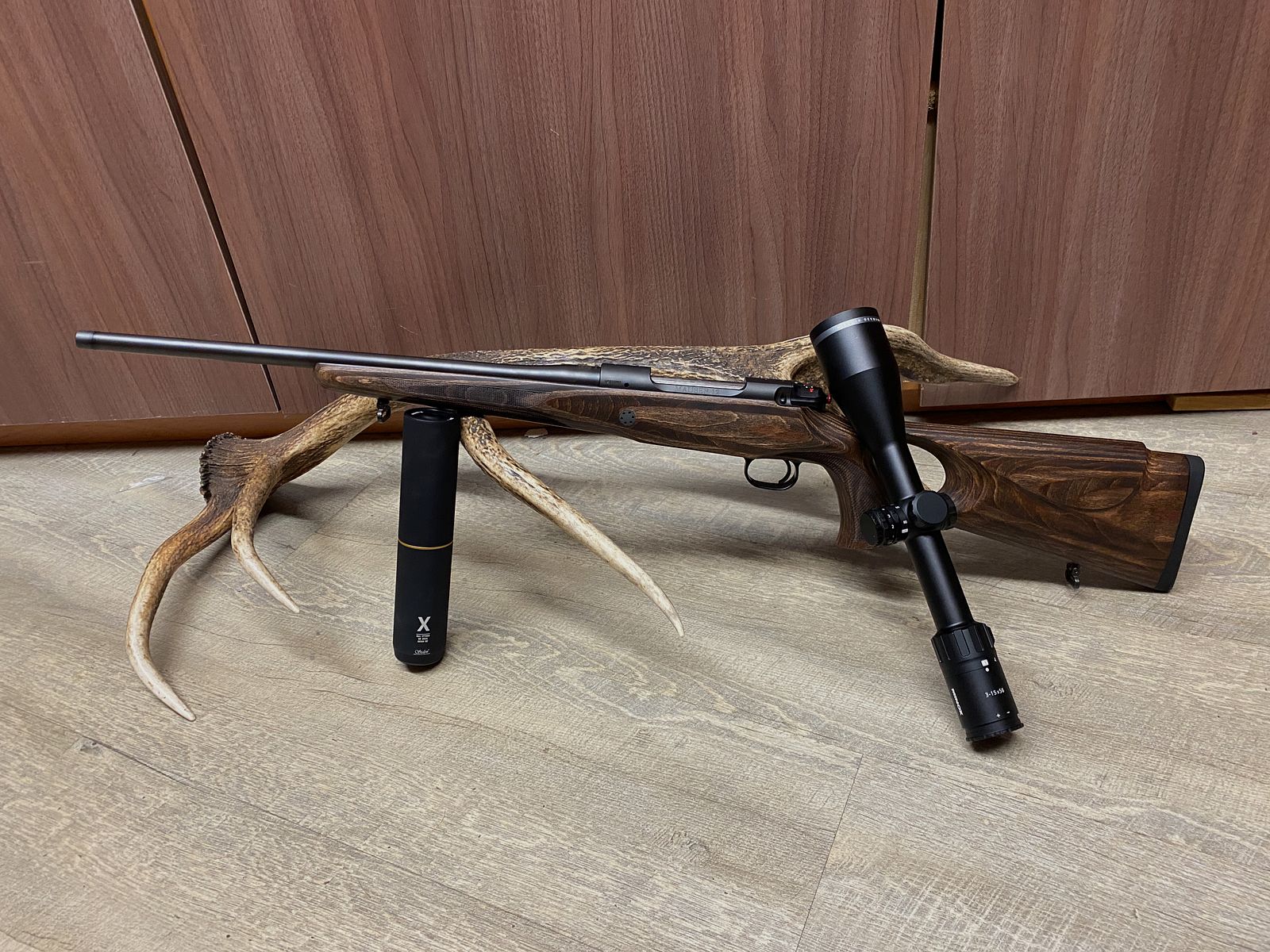 Mauser M12 Max, mit Minox Allrounder 3-15x56, mit Schiene