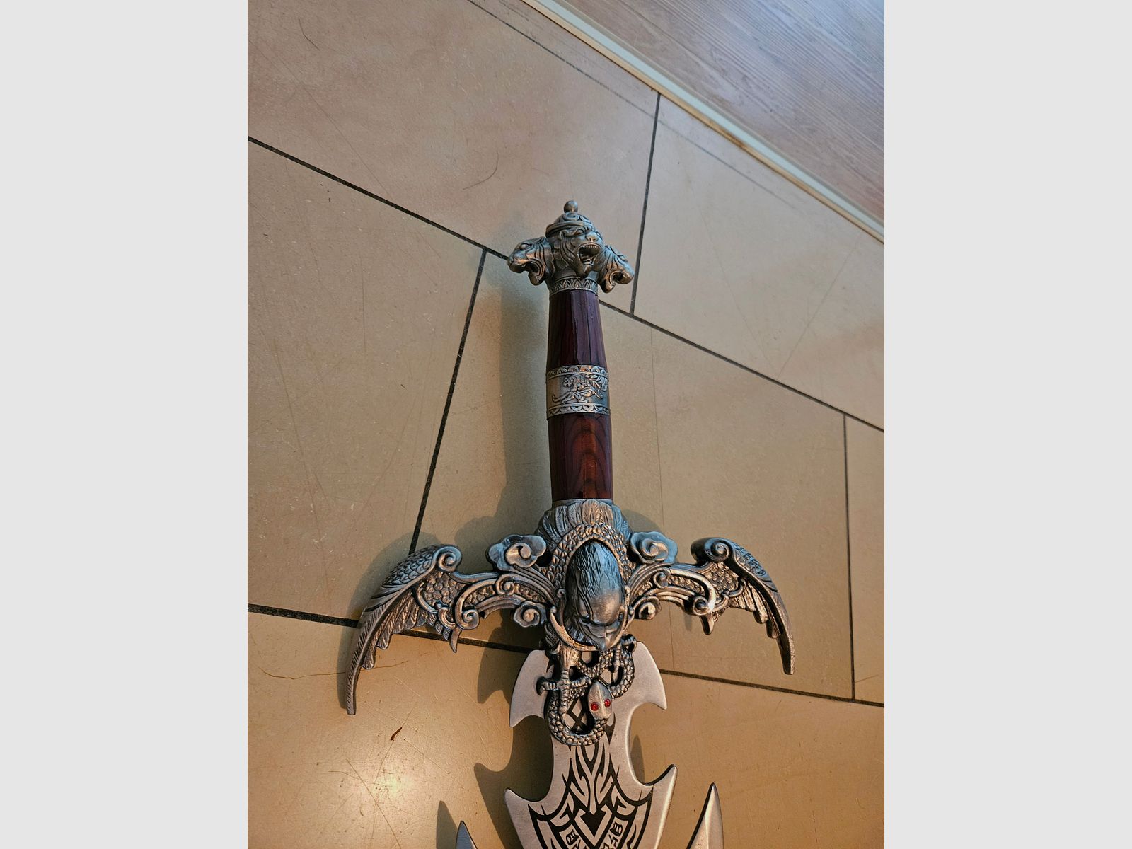 Fantasy Schwert 86cm mit  Wandhalterung aus Holz