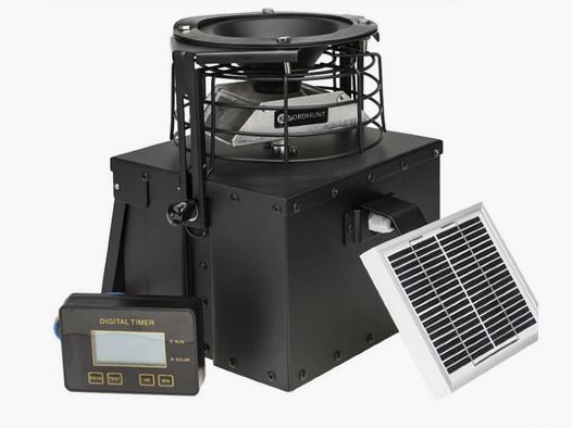 Nordhunt Foderspreder m/ solcellepanel