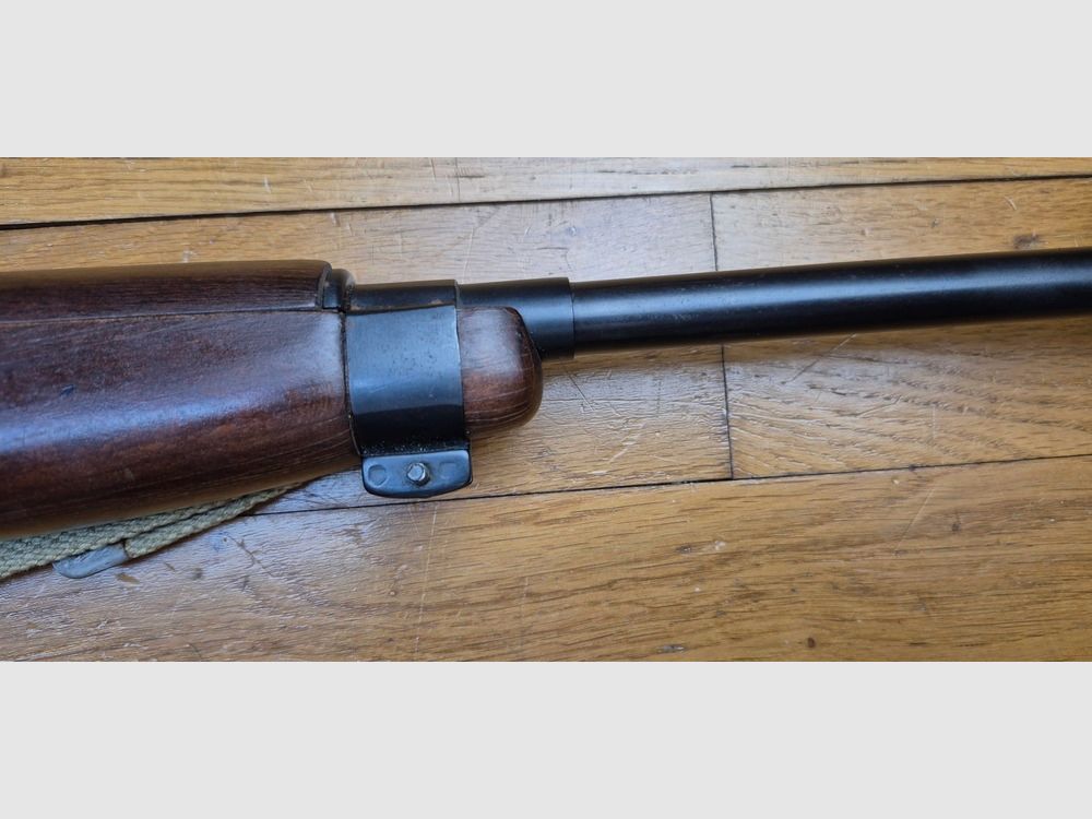 Bellissima carabina ERMA modello EM1 — Replica tedesca dell'USM1 — Cal. .22 LR — Arma del 1977 non molto ben conservata — Meccanica perfetta e canna a specchio — Caricatore da 10 colpi — Cinghia militare americana — Divertimento garantito al poligono — TBE+/TBE++, immagine 8 di 30