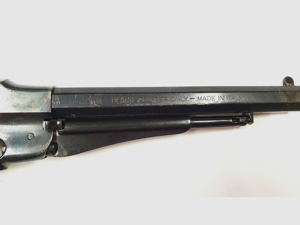 Hege Uberti percussion revolver Hege Uberti Mod. 1858 New Army .44