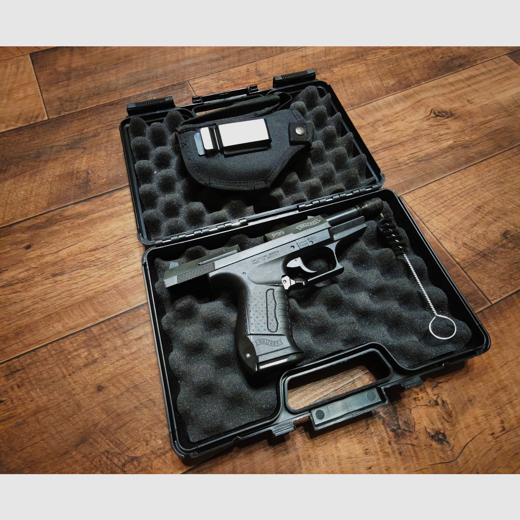 Walther P99 9mm Pak Schreckschuss Neuwertig