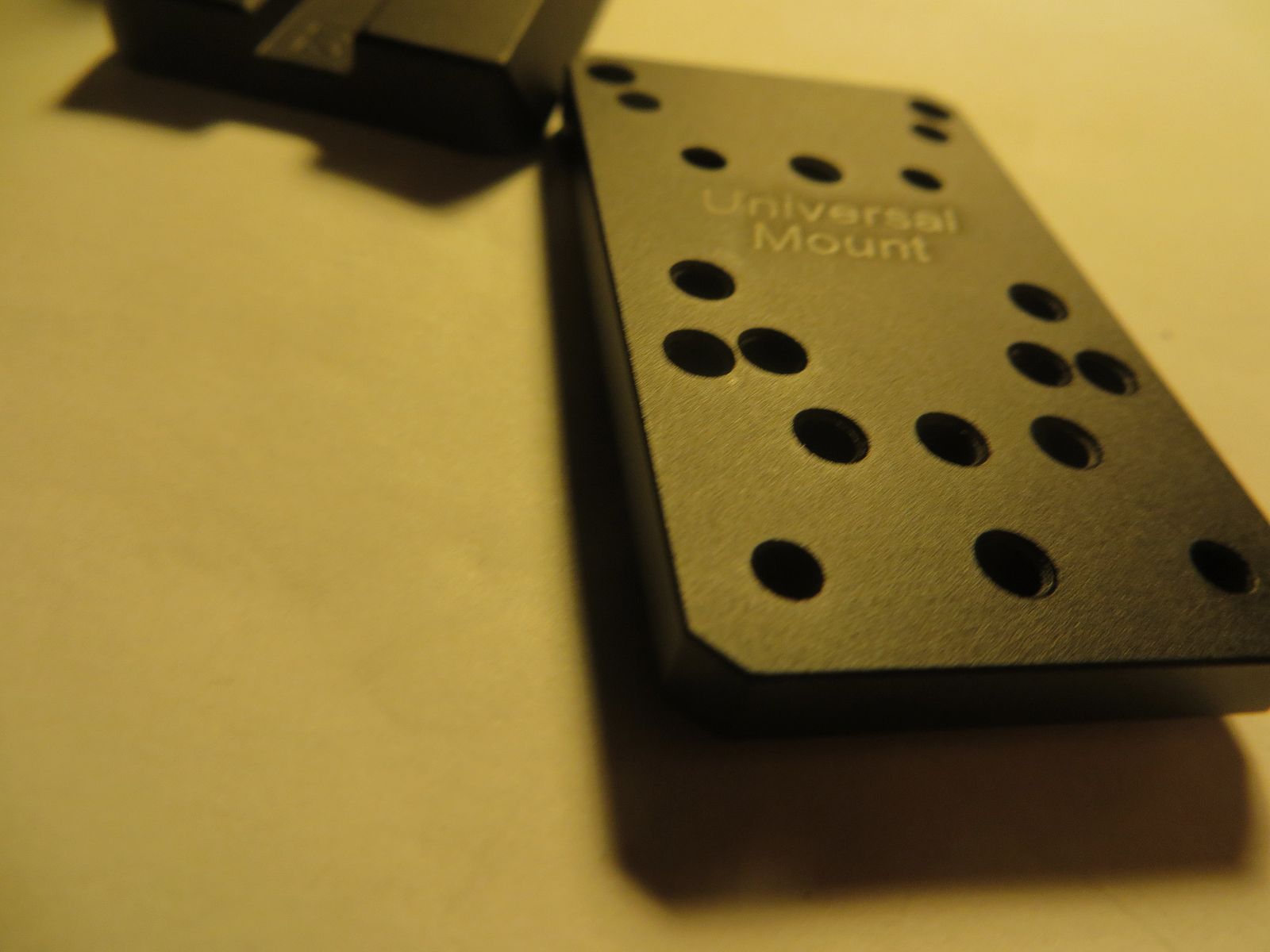 Leuchtpunktvisier TRIJICON  RM 07 RMR 6MOA mit verschiedene Foodprints